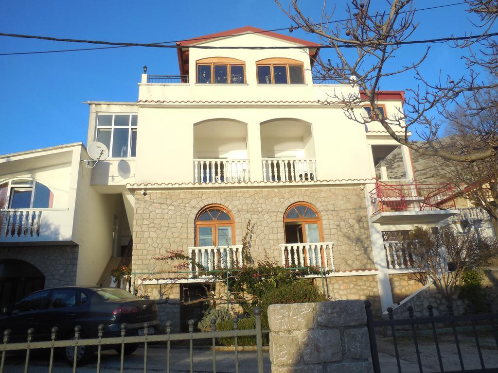Apartments Veni Up Starigrad Paklenica Exterior foto